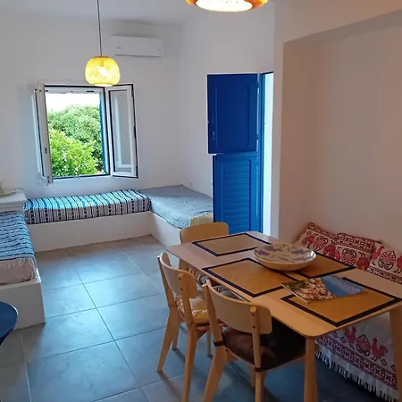Lilian 2 Batsi (Andros)